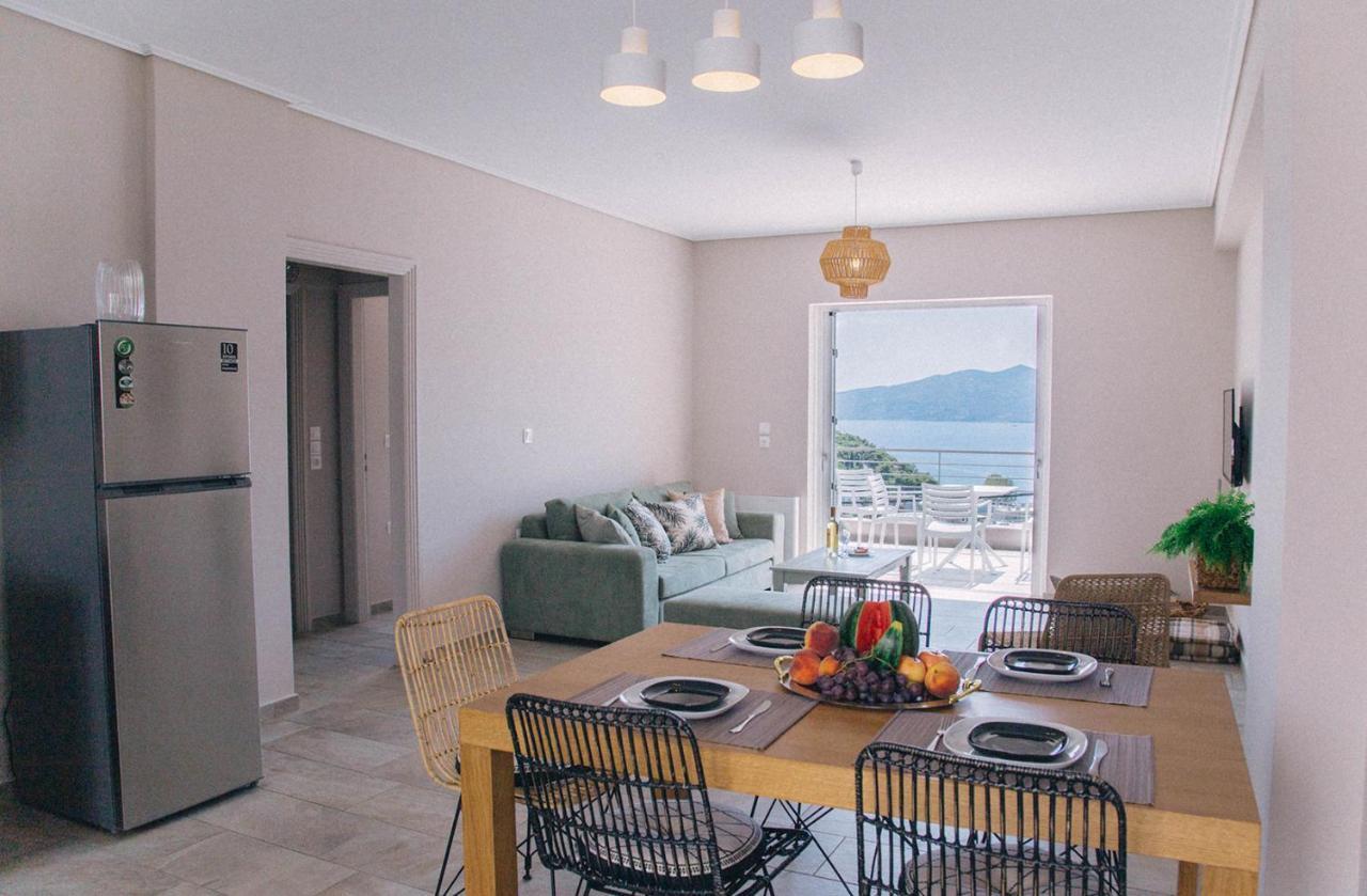 Kalavria Luxury Suites - Magnificent Sea View Of Poros Порос Экстерьер фото
